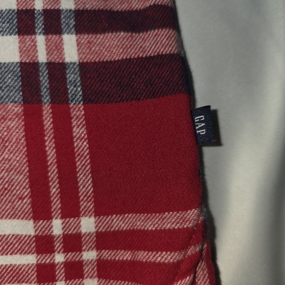 GAP Women's Soft Button Down Long Sleeve Boyfriend Flannel Shirt Small New Red - Picture 8 of 12
